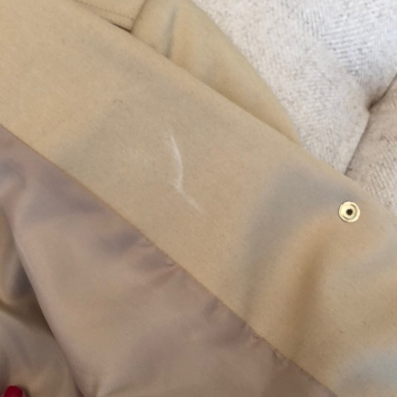 Beige Tahari Blazer - Picture 8 of 8